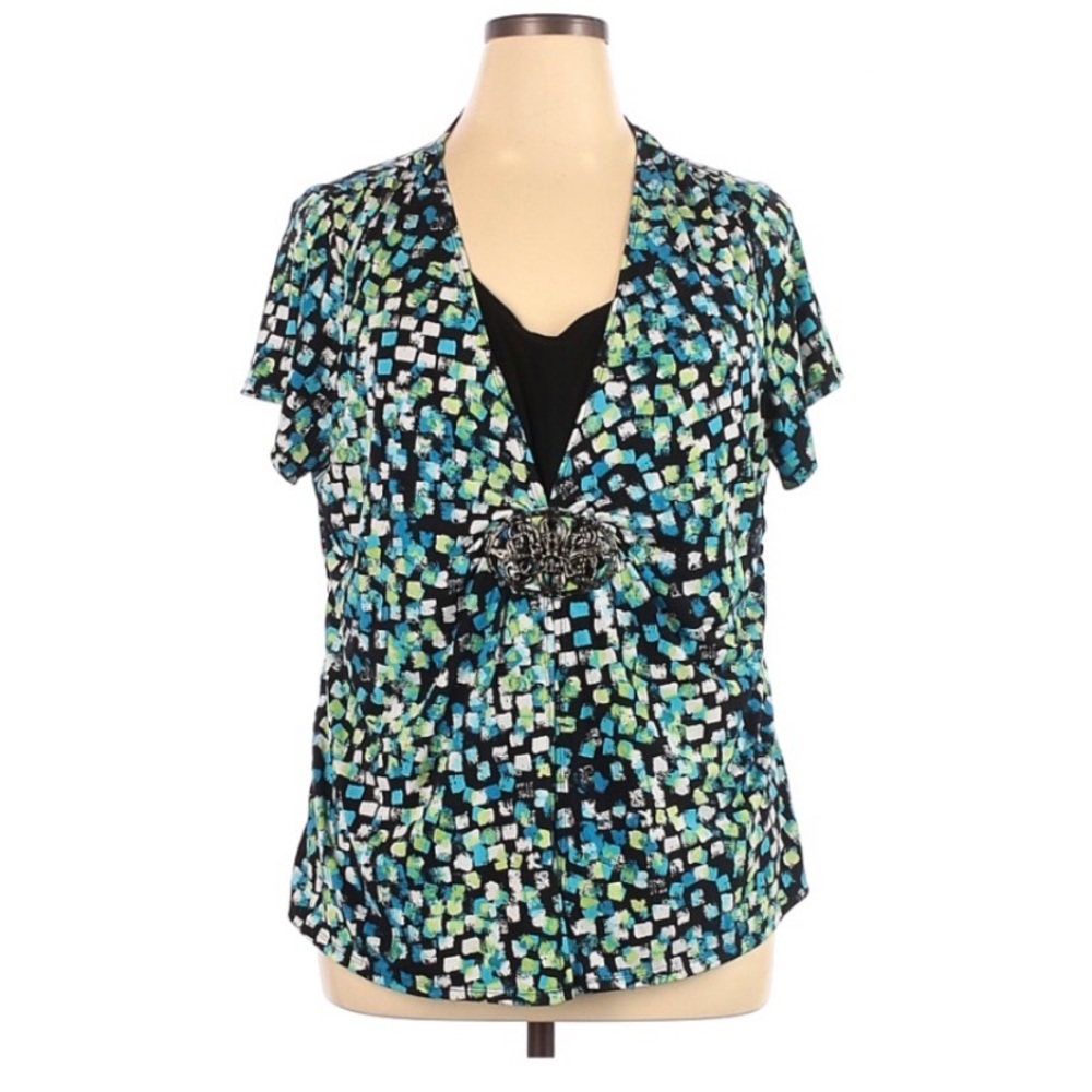 Short sleeved plunge neckline blouse